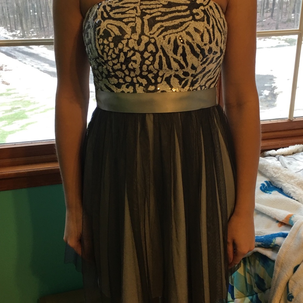 Strapless Dress Gray & White Evening Dress - Picture 3 of 4